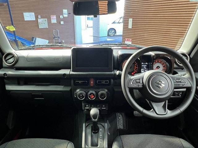 SUZUKI JIMNY NOMADE 2025 Image 31