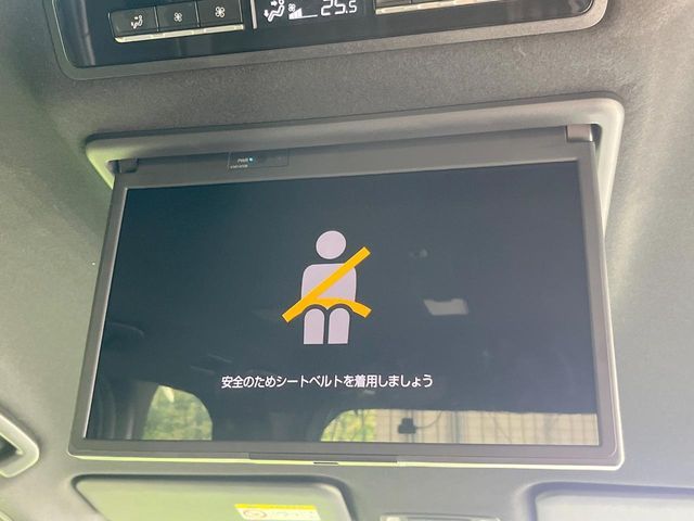 TOYOTA VOXY HYBRID 2022 Image 31