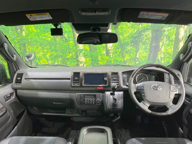 TOYOTA HIACE VAN 2WD 2023 Image 31