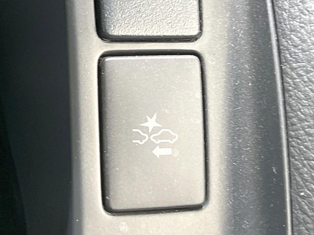 TOYOTA HIACE VAN 2WD 2023 Image 31