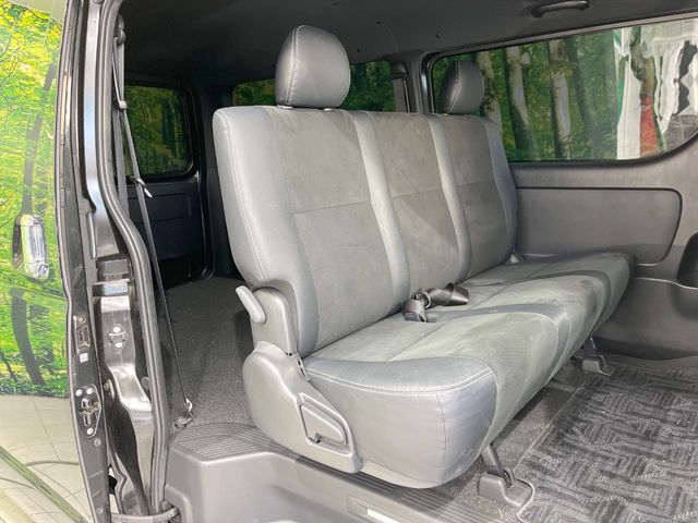 TOYOTA HIACE VAN 2WD 2023 Image 31