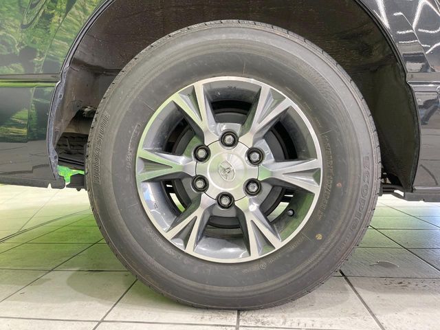 TOYOTA HIACE VAN 2WD 2023 Image 31