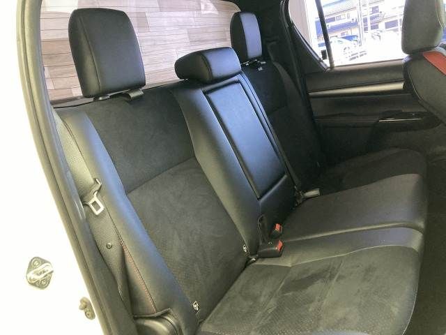 TOYOTA HILUX 4WD 2023 Image 31