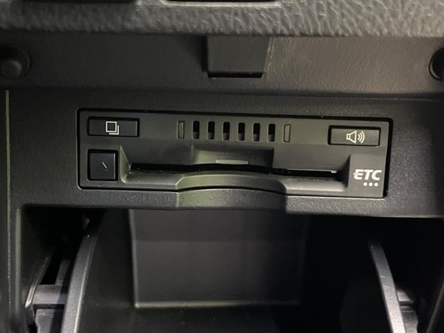 TOYOTA VELLFIRE 2018 Image 31