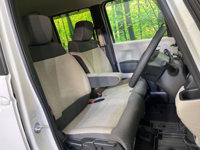 HONDA N BOX 2025 Image 31