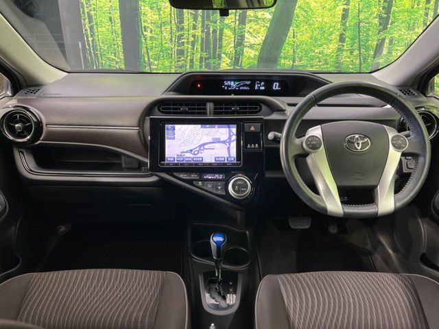 TOYOTA AQUA 2015 Image 31