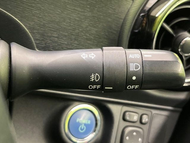 TOYOTA AQUA 2015 Image 31