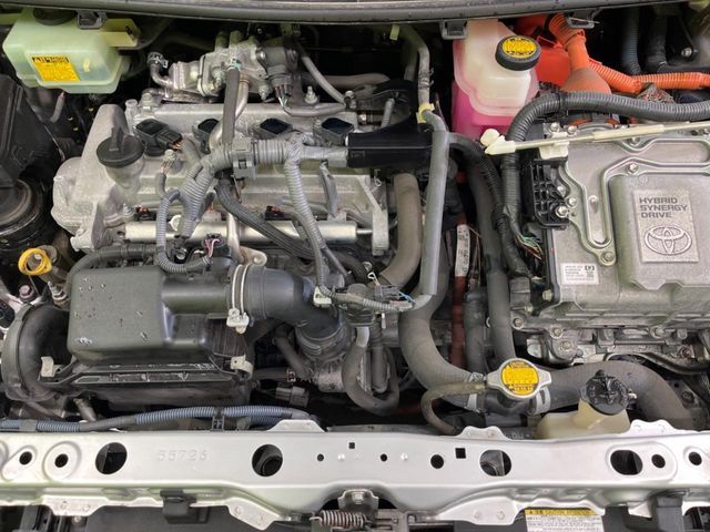 TOYOTA AQUA 2015 Image 31