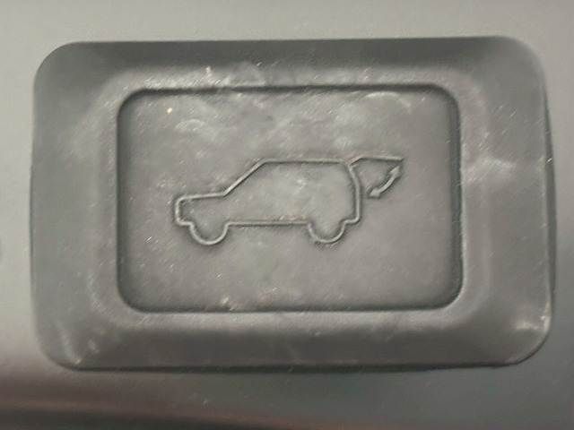 TOYOTA RAV4 HYBRID 4WD 2023 Image 31