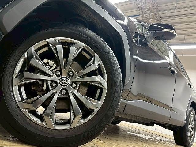TOYOTA RAV4 HYBRID 4WD 2023 Image 31