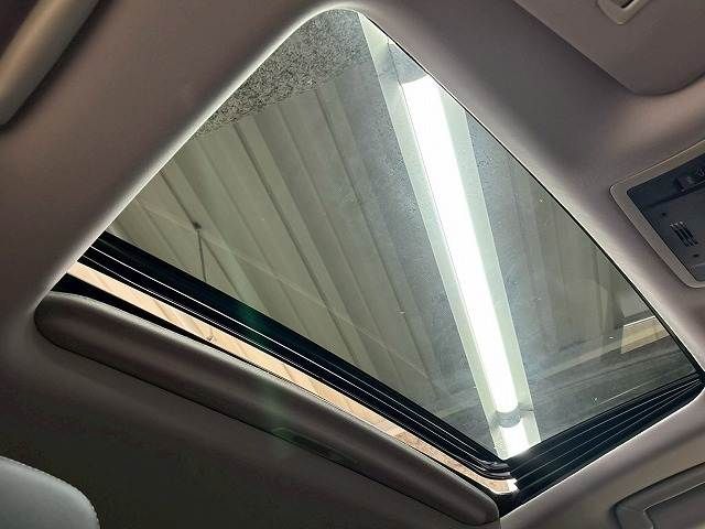 TOYOTA LEXUS RX450HL AWD 2018 Image 31