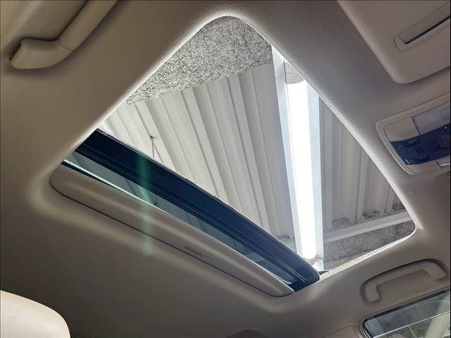 TOYOTA LANDCRUISER PRADO 2023 Image 31