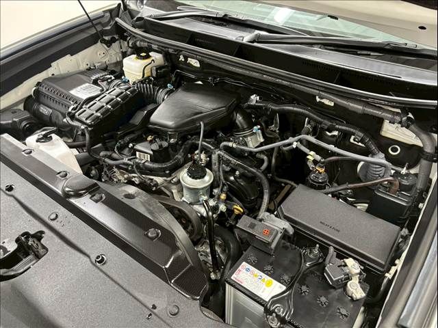 TOYOTA LANDCRUISER PRADO 2023 Image 31