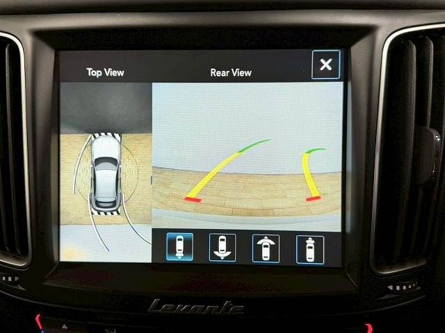 MASERATI LEVANTE 2018 Image 31