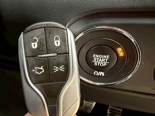 MASERATI LEVANTE 2018 Image 31