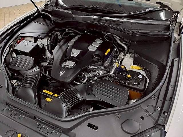 MASERATI LEVANTE 2019 Image 31