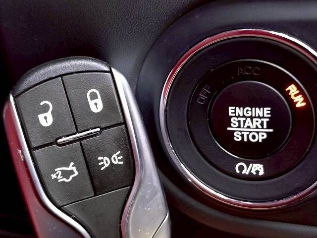 MASERATI LEVANTE 2019 Image 31