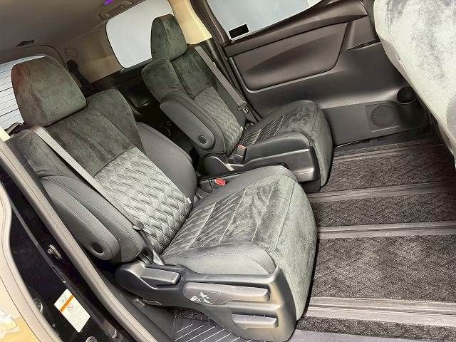 TOYOTA VELLFIRE 2018 Image 31