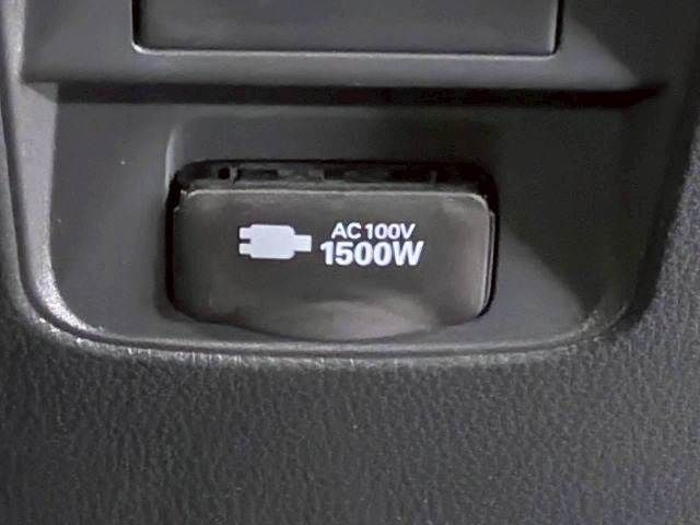 TOYOTA NOAH HYBRID 2023 Image 31