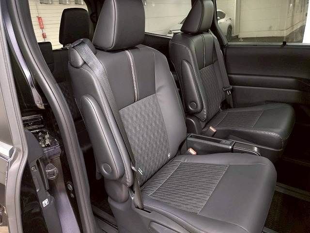 TOYOTA NOAH HYBRID 2023 Image 31