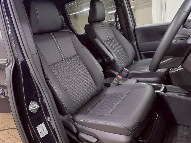 TOYOTA NOAH HYBRID 2023 Image 31