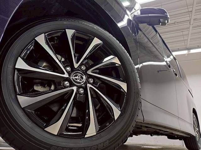 TOYOTA NOAH HYBRID 2023 Image 31