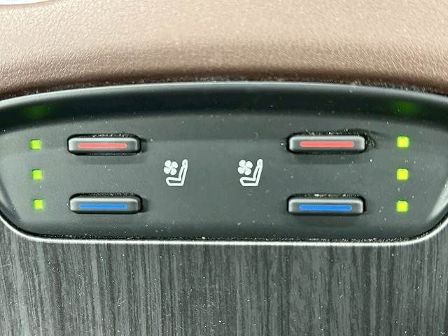 TOYOTA HARRIER HYBRID 2020 Image 31