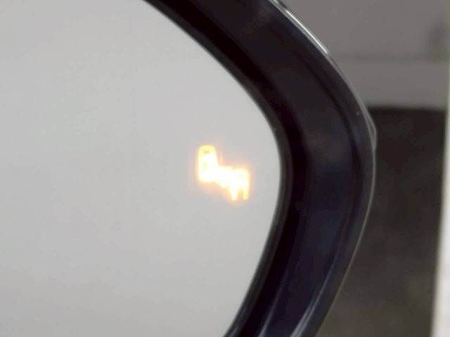 TOYOTA YARIS CROSS HYBRID 2025 Image 31