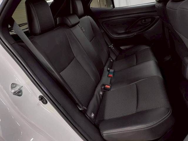 TOYOTA YARIS CROSS HYBRID 2025 Image 31