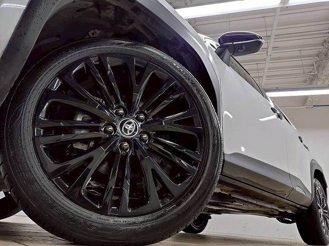 TOYOTA YARIS CROSS HYBRID 2025 Image 31