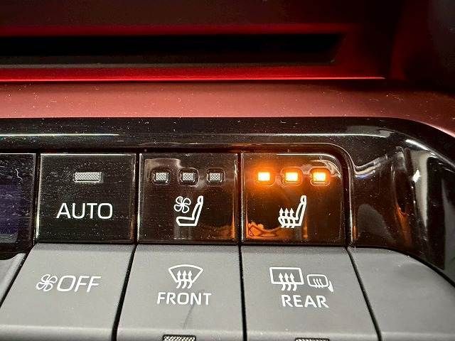 TOYOTA PRIUS 2023 Image 31