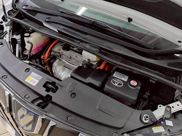 TOYOTA ALPHARD HYBRID 4WD 2020 Image 31