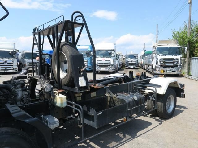 ISUZU FORWARD 2015 Image 31