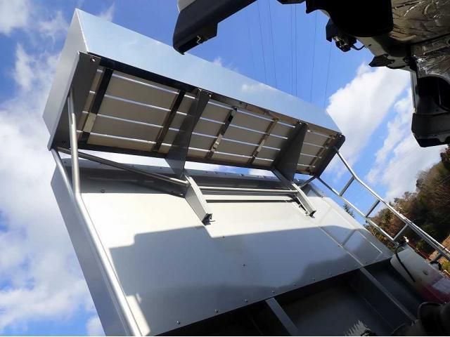 MITSUBISHI FUSOU SUPER GREAT 2025 Image 31