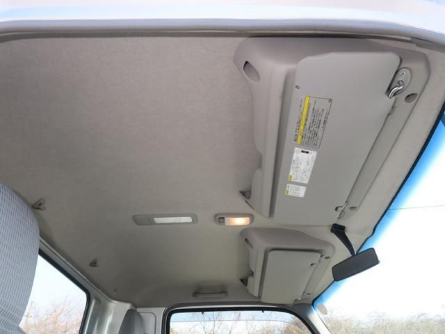 HINO DUTRO 2014 Image 31