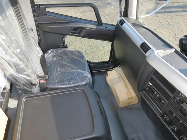 MITSUBISHI FUSOU FIGHTER 2025 Image 31