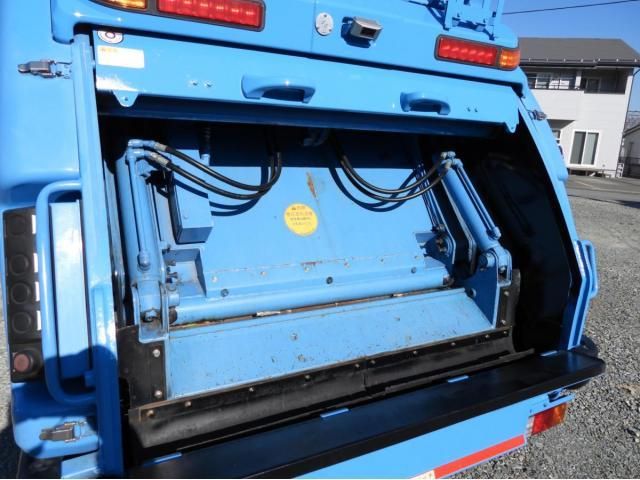 MITSUBISHI CANTER 2014 Image 31