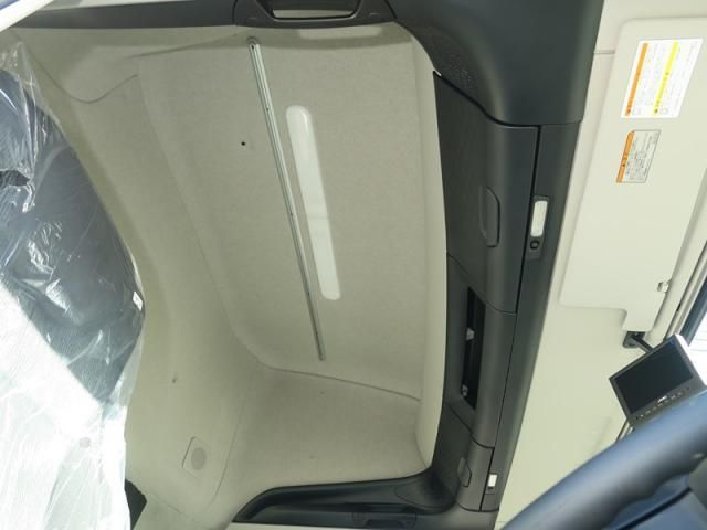 MITSUBISHI FUSOU SUPER GREAT 2025 Image 31