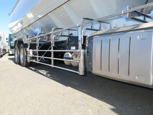 MITSUBISHI FUSOU SUPER GREAT 2025 Image 31