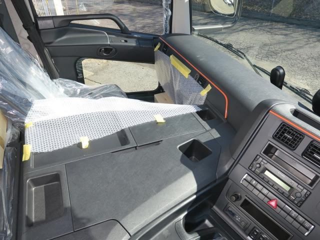 MITSUBISHI FUSOU SUPER GREAT 2025 Image 31