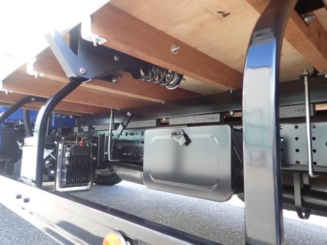 MITSUBISHI CANTER 2025 Image 31