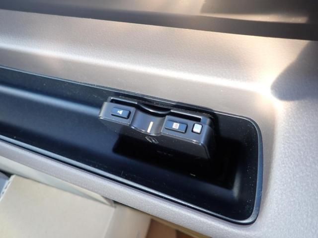 MITSUBISHI CANTER 2025 Image 31