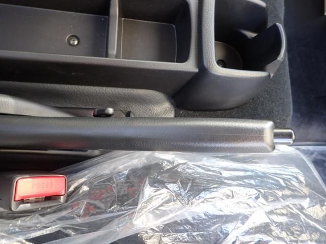 MITSUBISHI CANTER 2025 Image 31