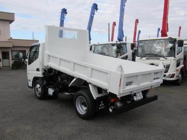 MITSUBISHI CANTER 2025 Image 31