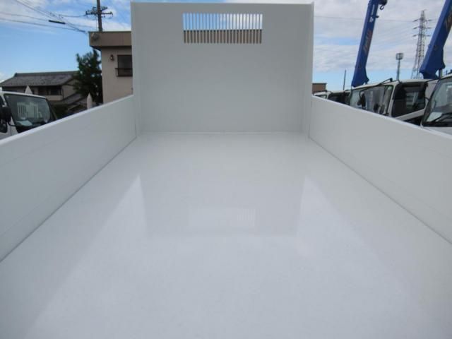 MITSUBISHI CANTER 2025 Image 31