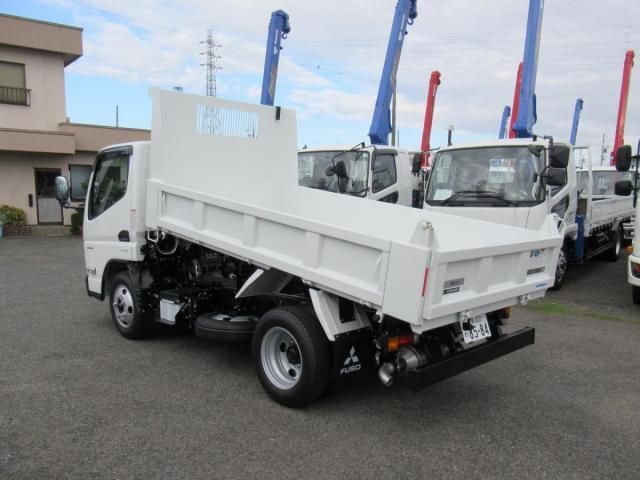 MITSUBISHI CANTER 2025 Image 31