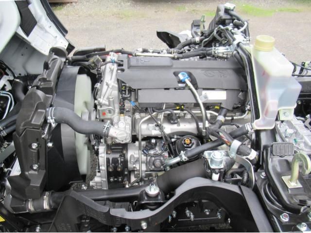 MITSUBISHI CANTER 2025 Image 31