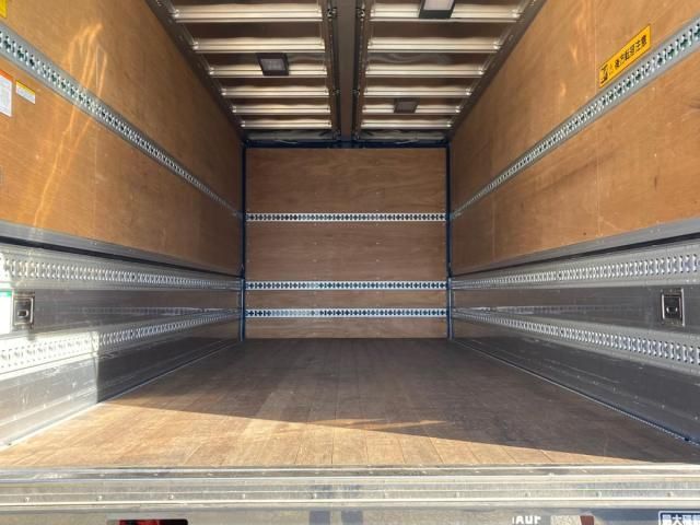 MITSUBISHI FUSOU FIGHTER 2020 Image 31