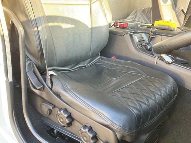 MITSUBISHI FUSOU SUPER GREAT 2022 Image 31