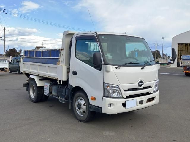 HINO DUTRO 2020 Image 31